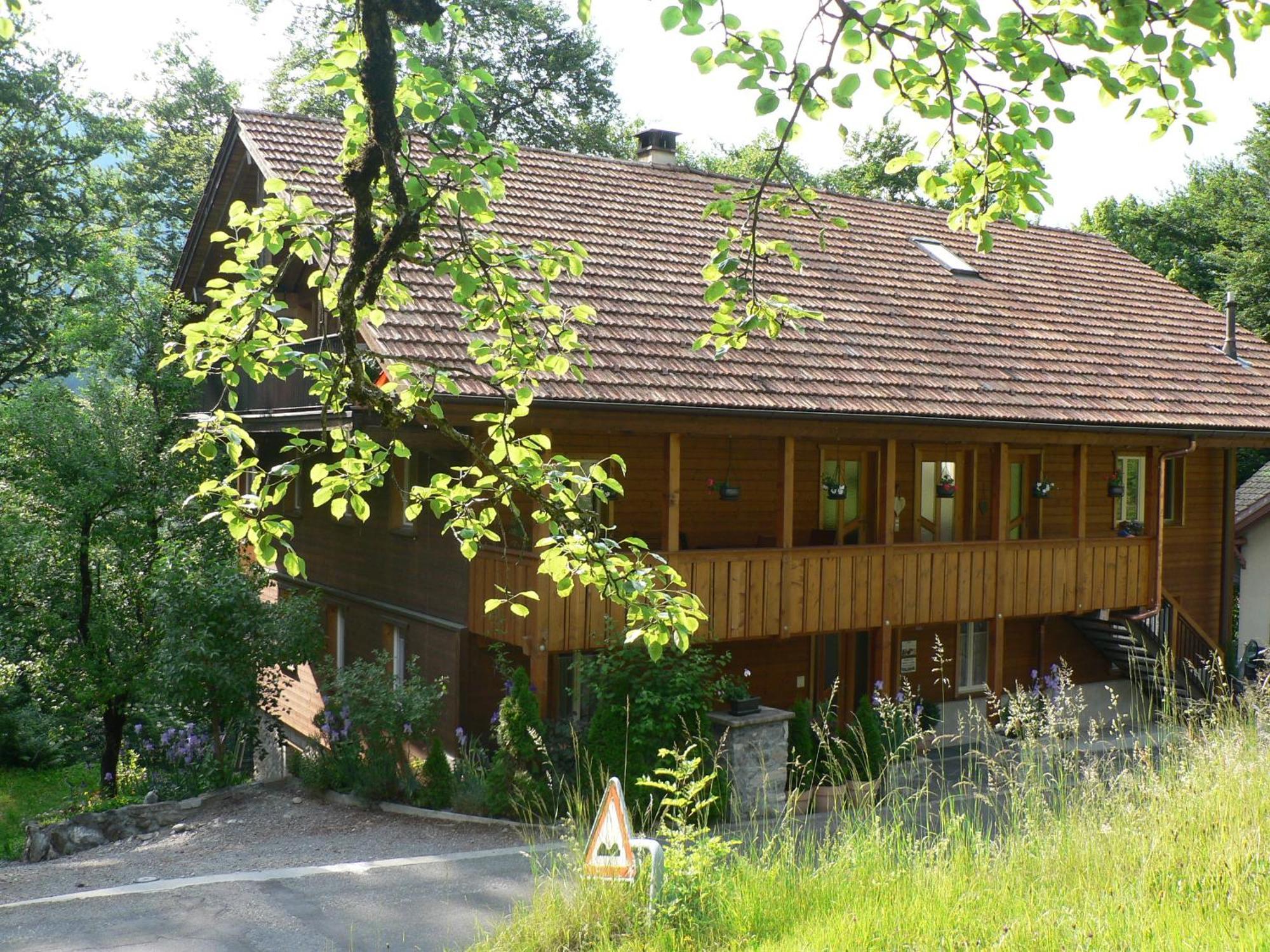 B3 Boutique-Bed&Breakfast Gsteigwiler Exteriör bild